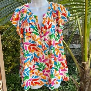Emily Wonder tropical short sleeve top, flirty sleeves, open V neck, Sz L